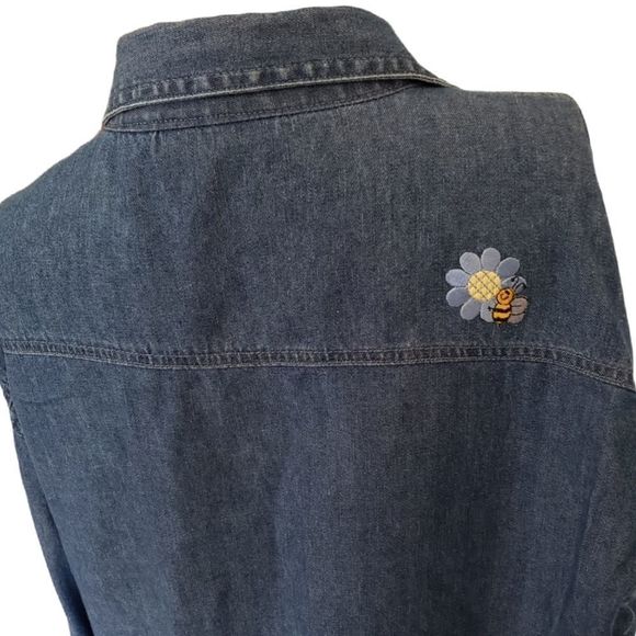 Bumble Bee/ Gardener Peter Joseph & Honey Denim Button Down - Picture 4 of 9